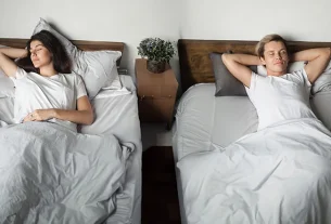 طلاق خواب چیست؟ | چرا یک‌سوم زوج‌ها جدا از هم می‌خوابند؟