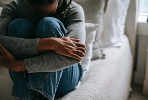 تفاوت افسردگی مزمن و خفیف چیست؟