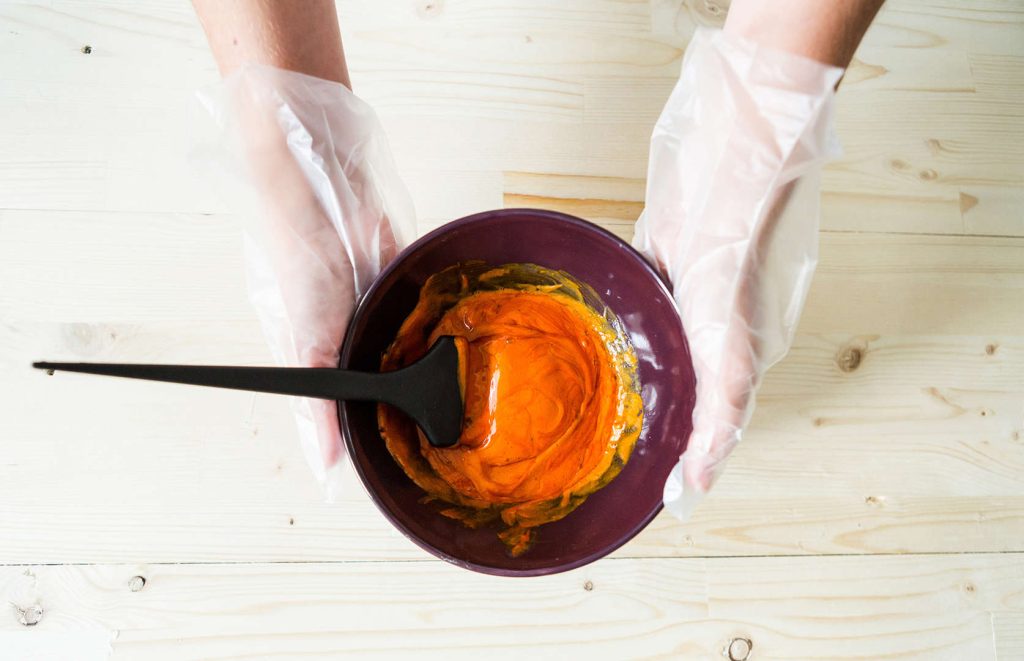  استفاده کم از رنگ یا پاک‌کننده رنگ