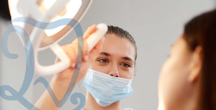 تاریخچه و چشمانداز کلینیک دندانپزشکی لبخند