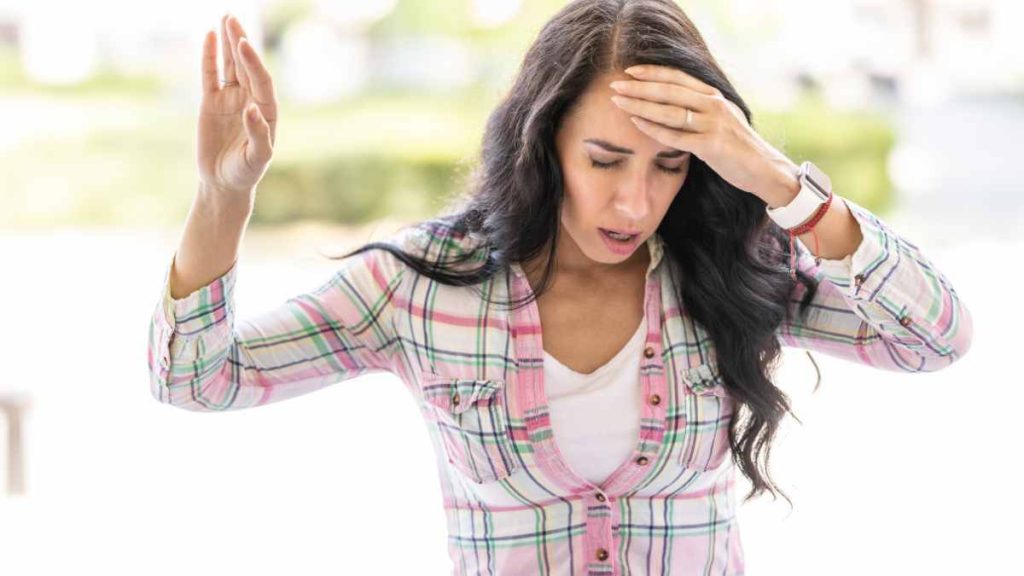 چه زمانی باید به پزشک مراجعه کرد؟