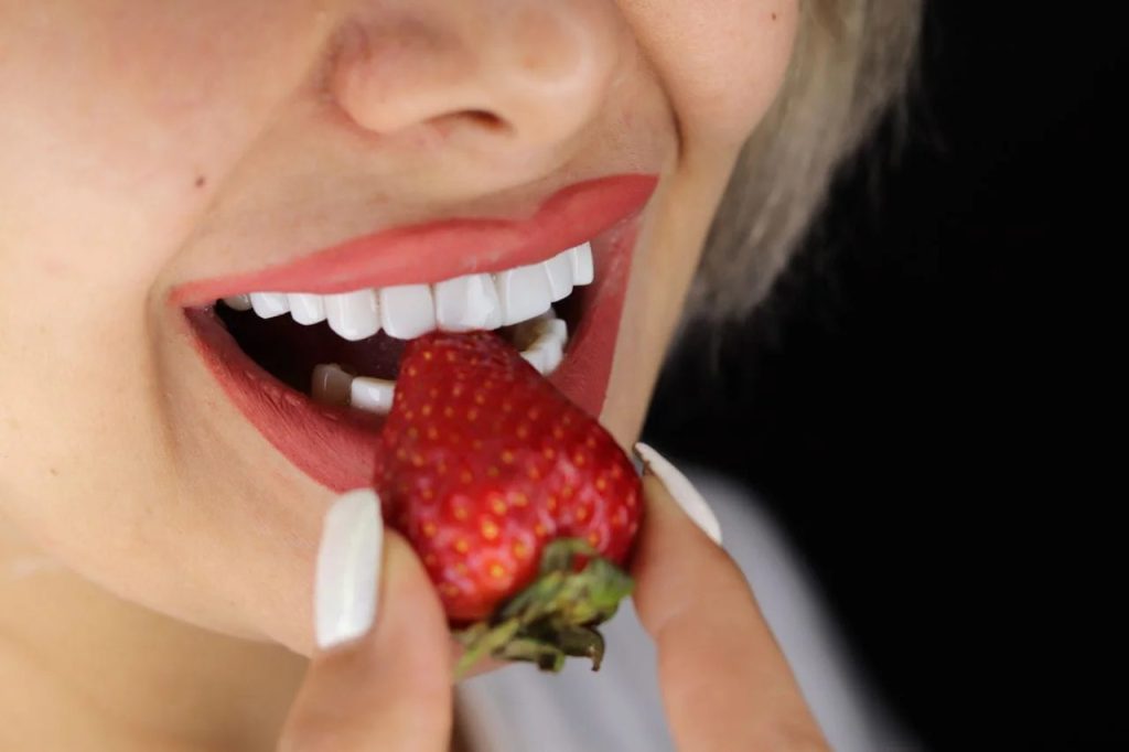 اهمیت انتخاب رنگ کامپوزیت دندان