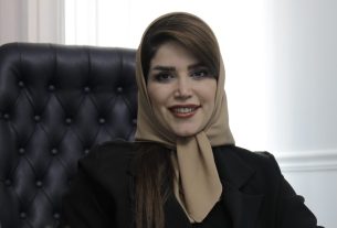 معرفی دکتر منیژه صمیمی (مدیر مرکز زیبایی گل مریم)