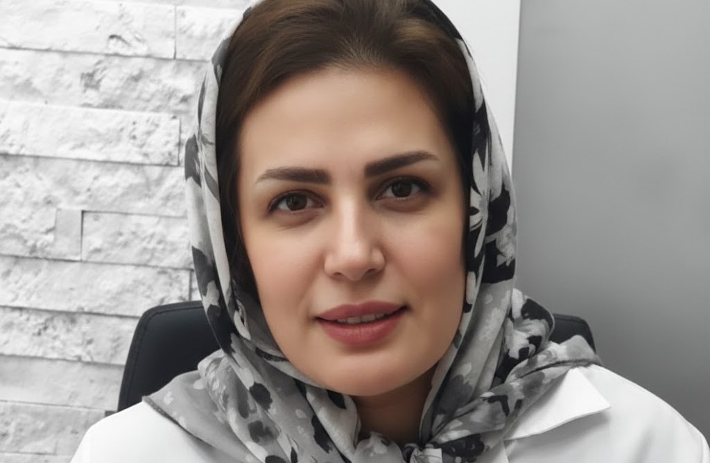 معرفی دکتر یلدا ایزدپرست | فوق تخصص گوش، شنوایی و سرگیجه