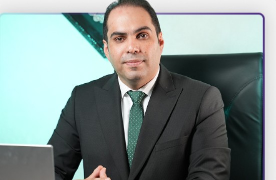 جراحی زانوی پرانتزی تحت نظر دکتر مهرداد کریمی