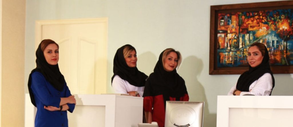 معرفی دکتر مهرداد نادریان | جراح بینی و متخصص گوش، حلق و بینی با فلوشیپ رینولوژی